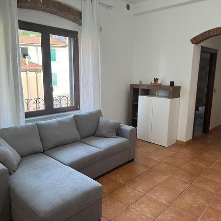 Casa Nanda Carrara Exterior foto